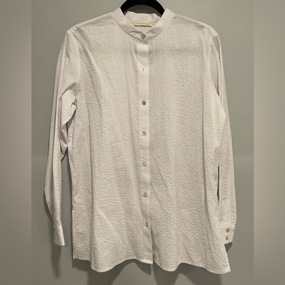 Eileen Fisher Ivory Textured Mandarin Collar Button Front Top.
Size M
